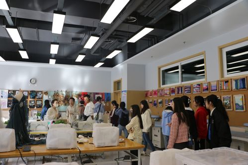 食品學院師生走進北京十一學校亦莊實驗中學 感受現(xiàn)代教育魅力