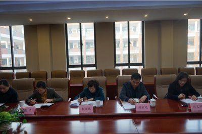 兩地攜手，共育未來 徐州市鼓樓區(qū)教育考察團蒞臨崇川學(xué)校交流訪問